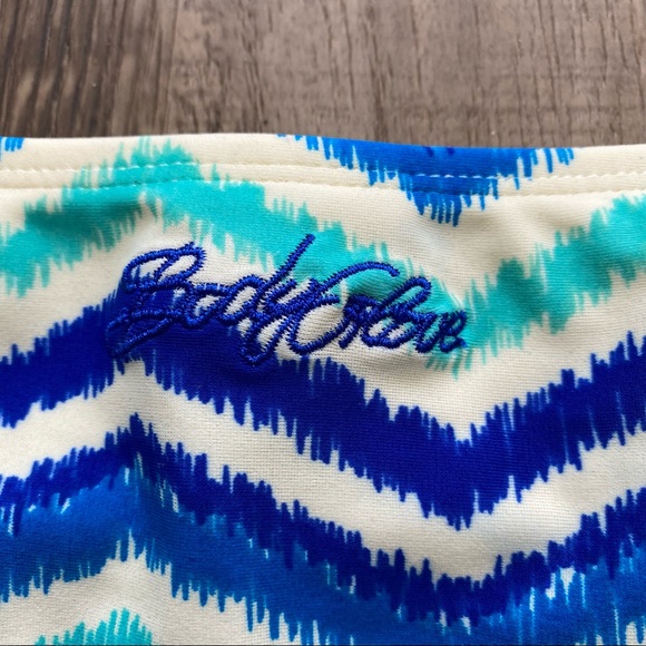 Body Glove Bandeau Bikini Set - Picture 9 of 10